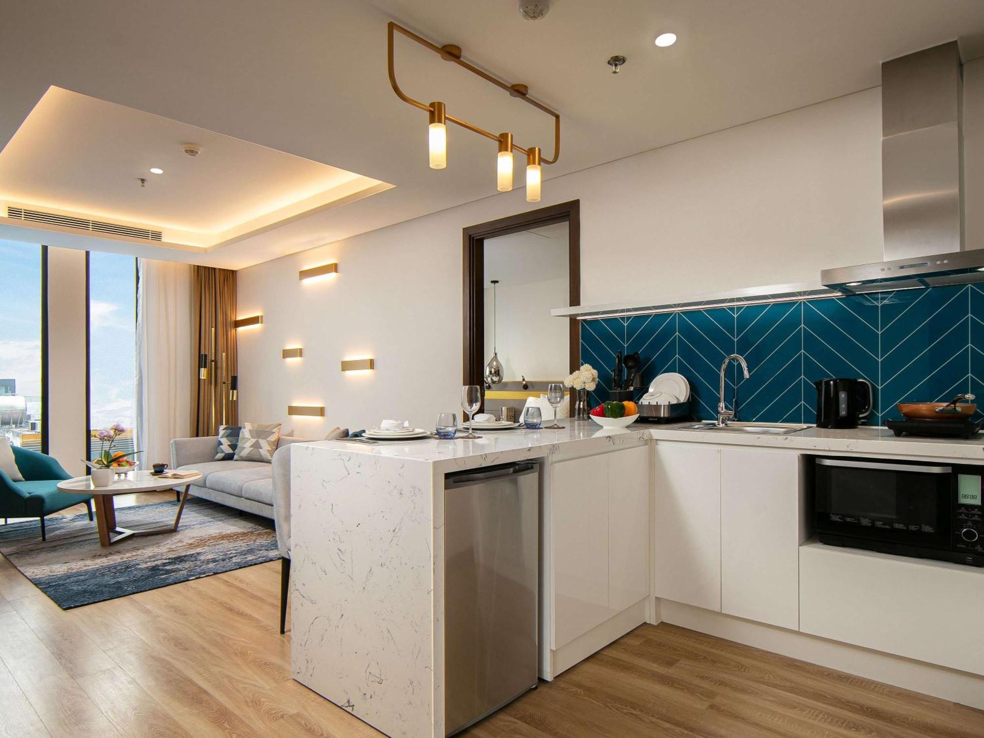 Moevenpick Living West Hotel 5*